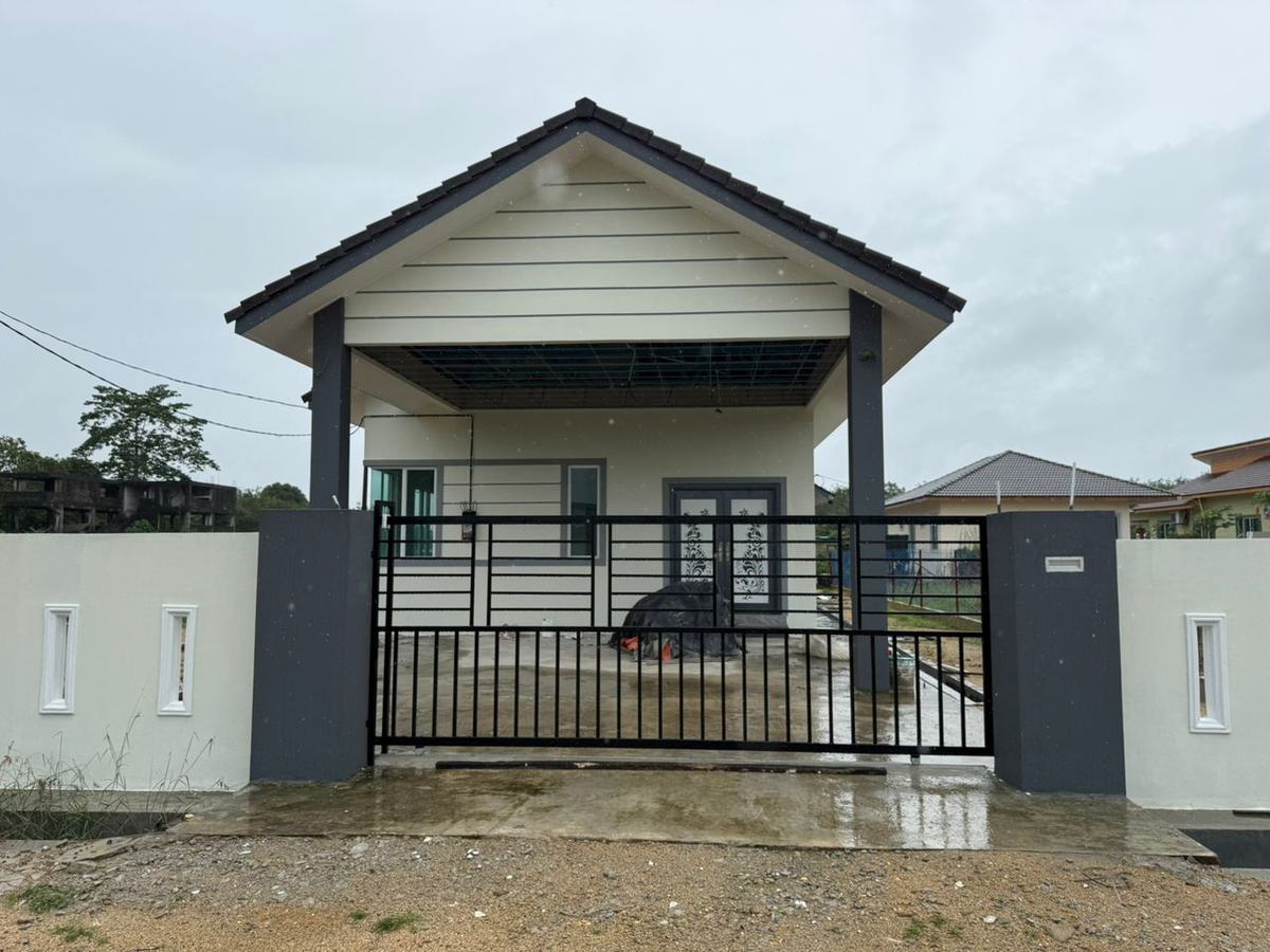Rumah banglo setingkat siap PT5493
